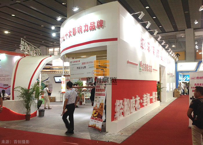 紅杏晾衣架 建材門窗展會裝修設(shè)計(圖3)